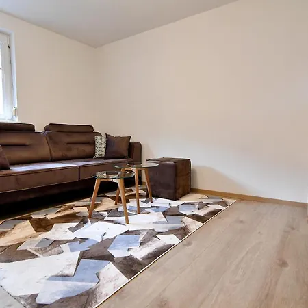 Apartment Garden Of Dreams & Free Private Parking *