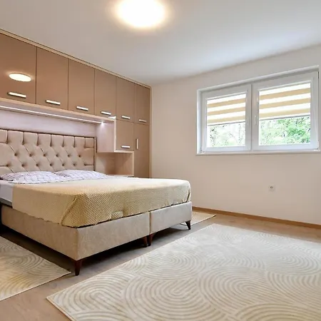 Apartment Garden Of Dreams & Free Private Parking Sarajevo
